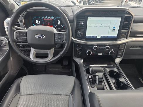Used 2022 Ford F150 Lariat image 11