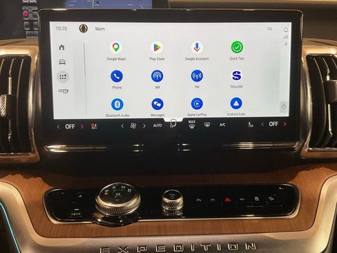 Used 2025 Ford Expedition King Ranch image 21