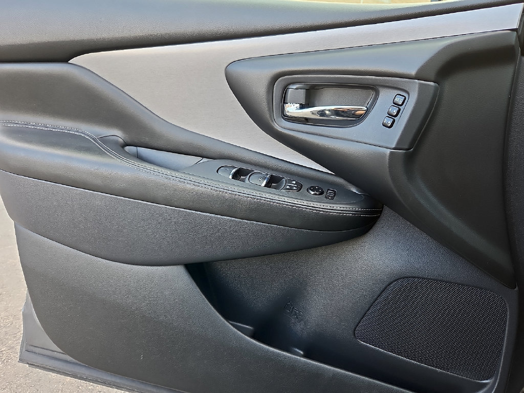 Used 2022 Nissan Murano SL FWD image 22