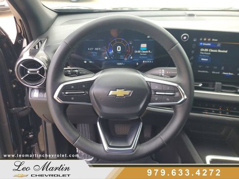 Used 2026 Chevrolet Equinox LT FWD image 18