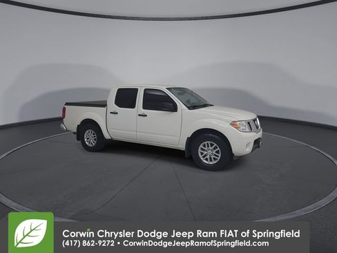 Used 2018 Nissan Frontier SV w/ Value Truck Package RWD image 2