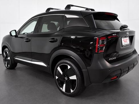 Certified 2026 Nissan Kicks SR w/ Cold Weather Package AWD/4WD image 6