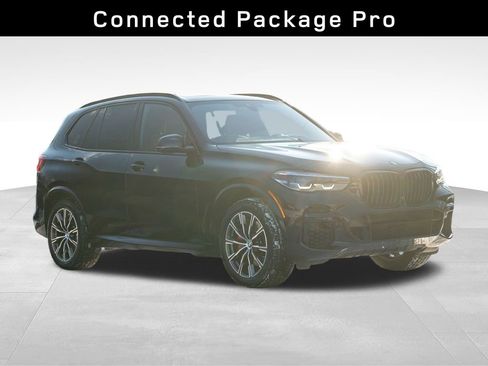 Used 2022 BMW X5 xDrive40i w/ M Sport Package image 3