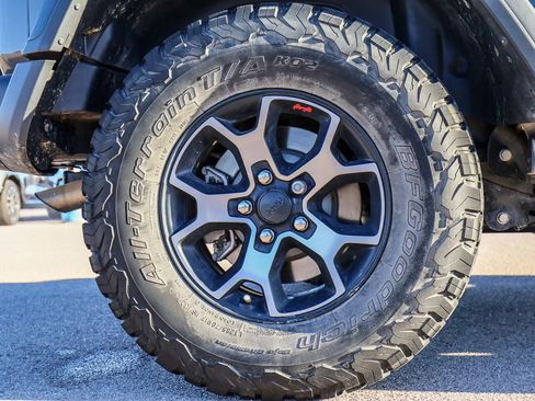 Used 2019 Jeep Wrangler Rubicon AWD/4WD image 9