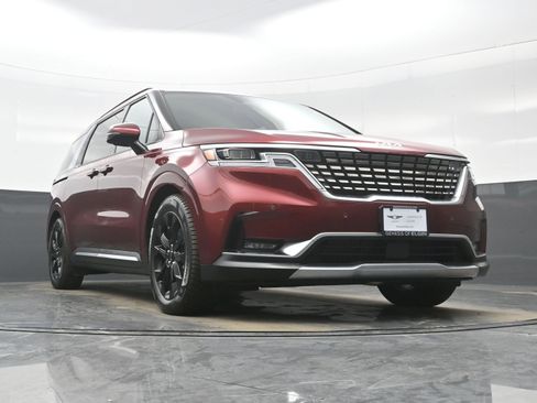 Used 2022 Kia Carnival SX Prestige image 35