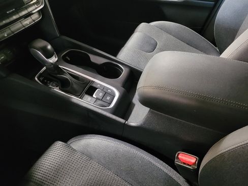 Used 2019 Hyundai Santa Fe SEL FWD image 26