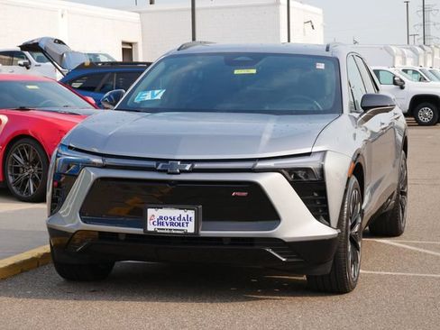 Used 2024 Chevrolet Blazer EV RS AWD/4WD image 3