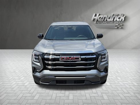 Used 2026 GMC Terrain Elevation FWD image 3
