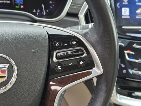 Used 2013 Cadillac SRX Premium image 28
