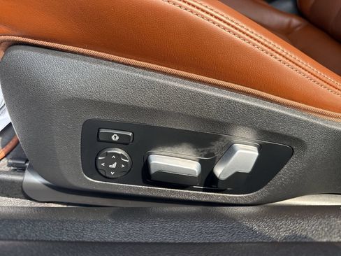 Used 2022 BMW M4 Coupe RWD image 14