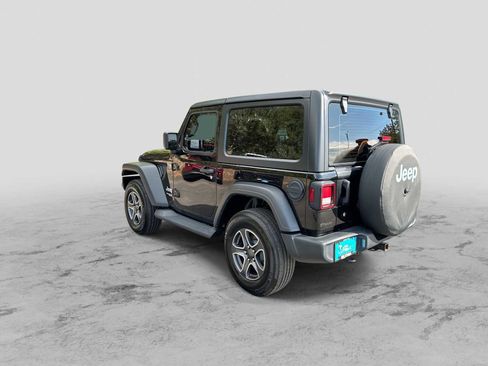 Used 2019 Jeep Wrangler Sport AWD/4WD image 6
