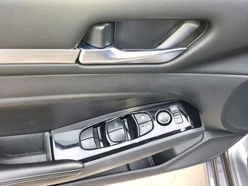 Certified 2023 Nissan Altima 2.5 SV image 28