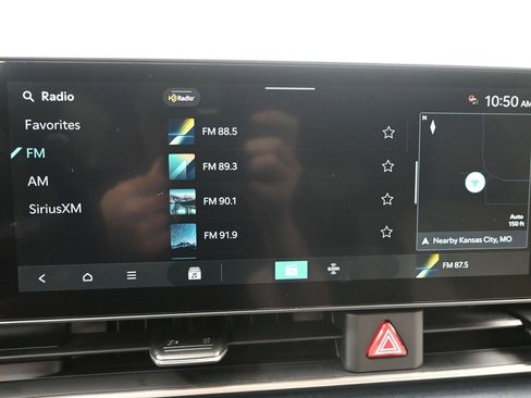 New 2026 Kia Carnival EX FWD image 19