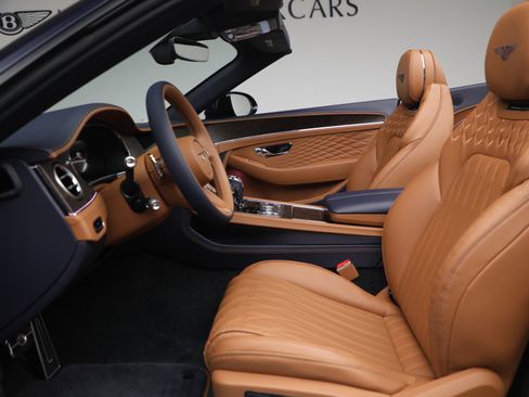 New 2026 Bentley Continental GTC image 32