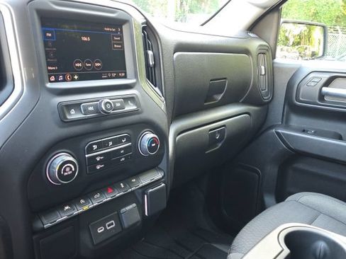 Used 2022 Chevrolet Silverado 1500 Custom RWD image 24