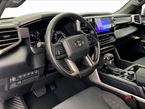 New 2025 Toyota Tundra SR5 image 4