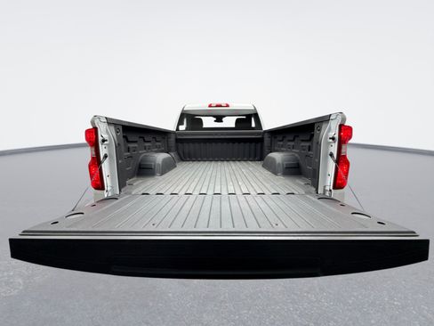 Used 2025 Chevrolet Silverado 1500 W/T image 19