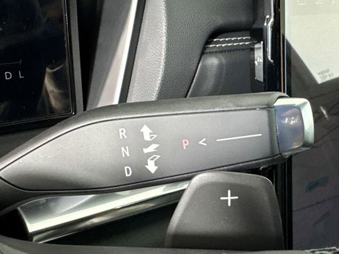 New 2026 GMC Terrain Elevation w/ Elevation Premium Package image 31