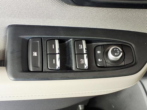 Used 2025 Subaru Forester Premium w/ Convenience Package #1 AWD/4WD image 14