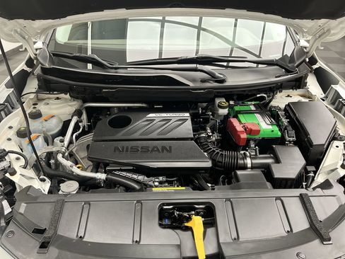 Used 2023 Nissan Rogue S image 23