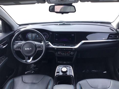 Used 2022 Kia Niro EX Premium w/ Cold Weather Package image 21