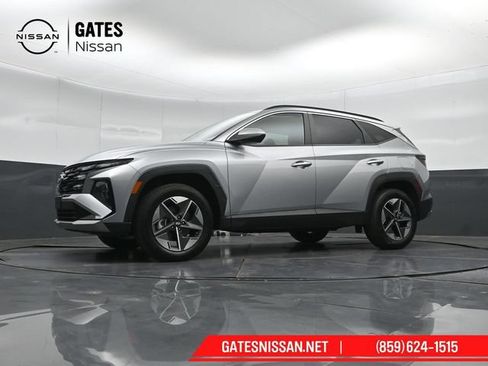 Used 2025 Hyundai Tucson SEL AWD/4WD image 44