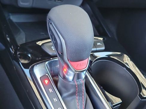 New 2026 Chevrolet Trax RS w/ Sunroof Package image 15