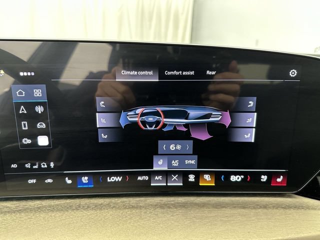 Used 2025 Audi Q5 Premium Plus w/ Premium Plus AWD/4WD image 19