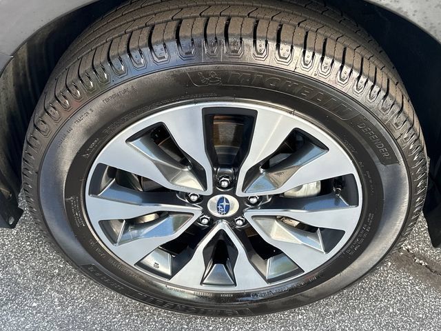 Used 2023 Subaru Outback Limited AWD/4WD image 10