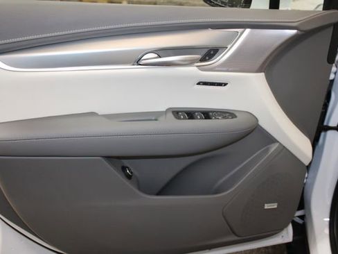New 2026 Cadillac XT5 Premium Luxury FWD image 10