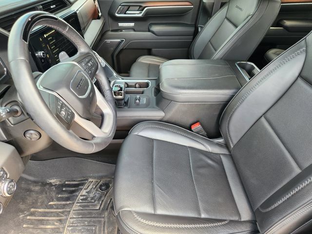 Used 2025 GMC Sierra 1500 Denali AWD/4WD image 12