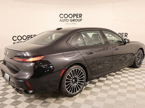 New 2025 BMW 760i xDrive image 23