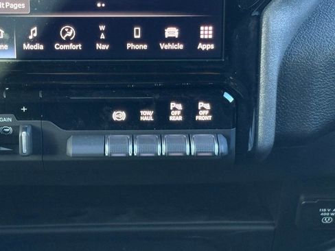 New 2026 RAM 2500 Tradesman image 17