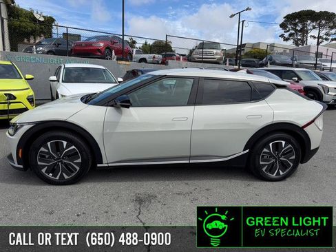 Used 2024 Kia EV6 Light AWD/4WD image 8