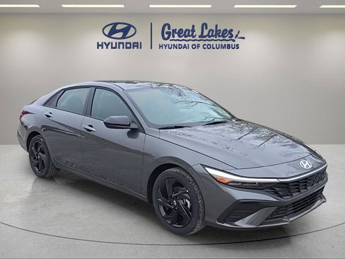 New 2026 Hyundai Elantra Sport FWD image 7