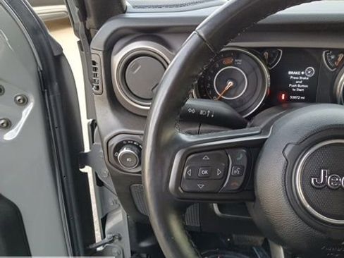 Used 2023 Jeep Wrangler Sport AWD/4WD image 35