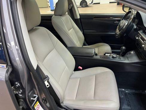Used 2014 Lexus ES 350 image 31