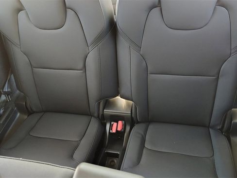 New 2026 Volvo XC90 B6 Plus w/ Protection Package Premier image 31