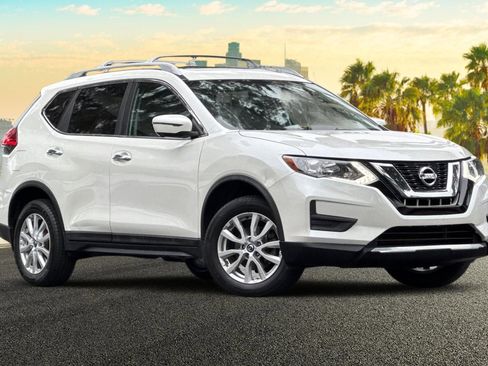 Used 2017 Nissan Rogue SV AWD/4WD image 2