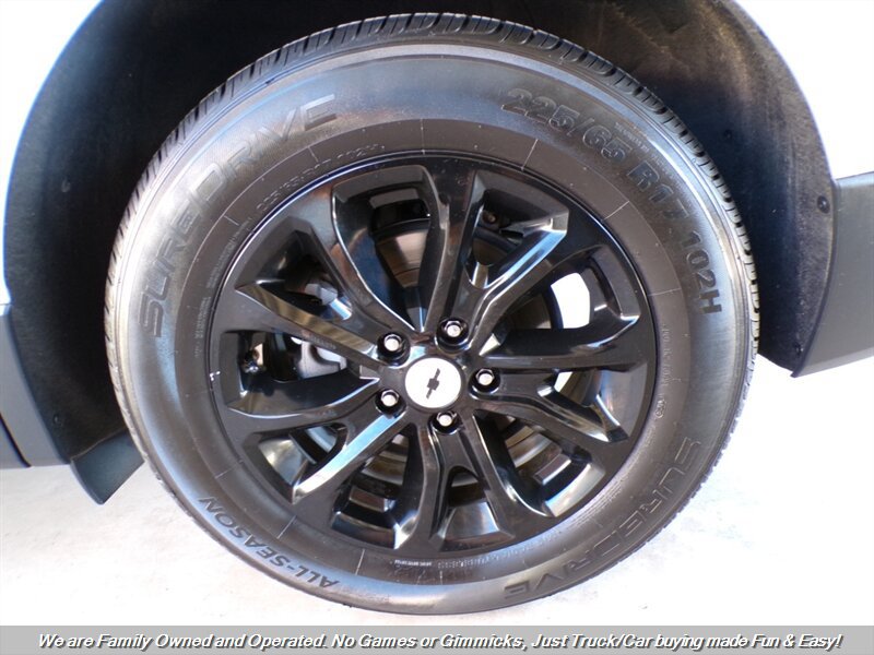 Used 2018 Chevrolet Equinox LS FWD image 35