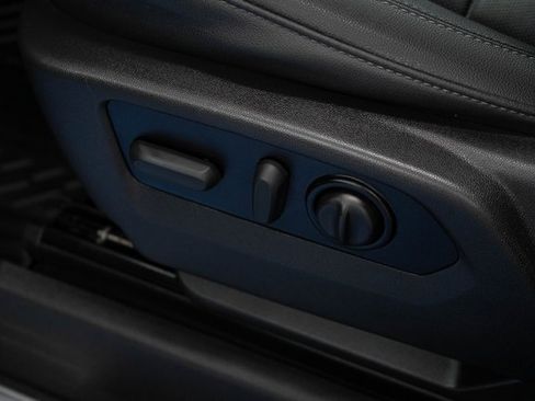 Used 2021 Chevrolet Silverado 1500 LTZ image 20