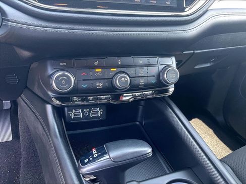 Used 2021 Dodge Durango GT AWD/4WD image 25