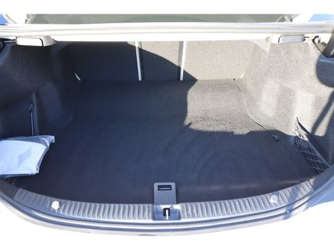 Used 2015 Mercedes-Benz C 300 Sedan image 47