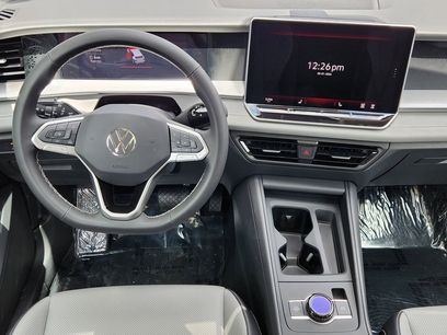 New 2026 Volkswagen Tiguan SE