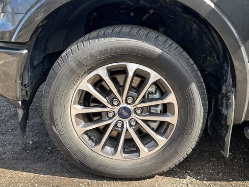 Used 2020 Ford F150 XLT w/ Equipment Group 302A Luxury image 3