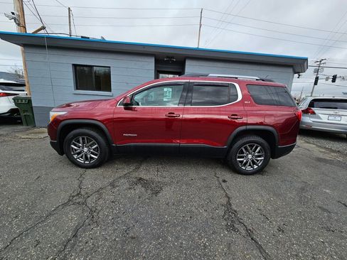 Used 2017 GMC Acadia SLT image 4