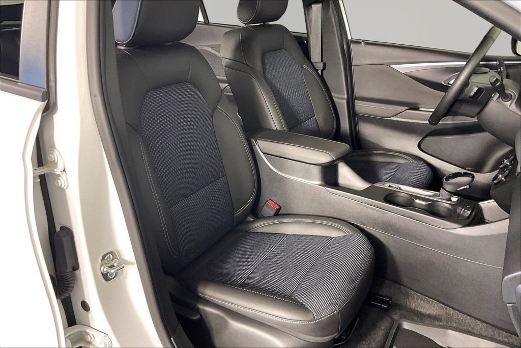 New 2026 Buick Envista Sport Touring w/ Convenience I Package FWD image 11