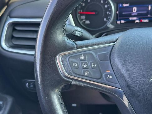 Used 2021 Chevrolet Equinox LT w/ Driver Convenience Package image 17