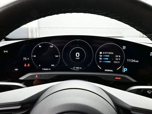 Certified 2022 Porsche Taycan 4S image 9