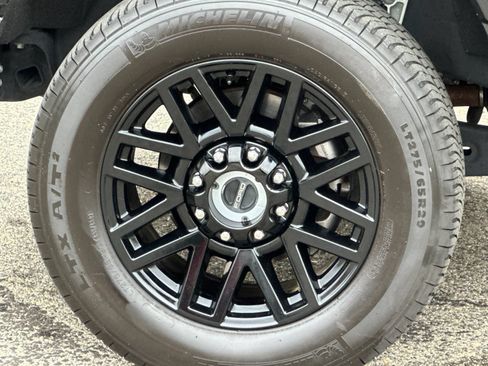 Used 2024 Ford F250 Lariat w/ Lariat Ultimate Package AWD/4WD image 40
